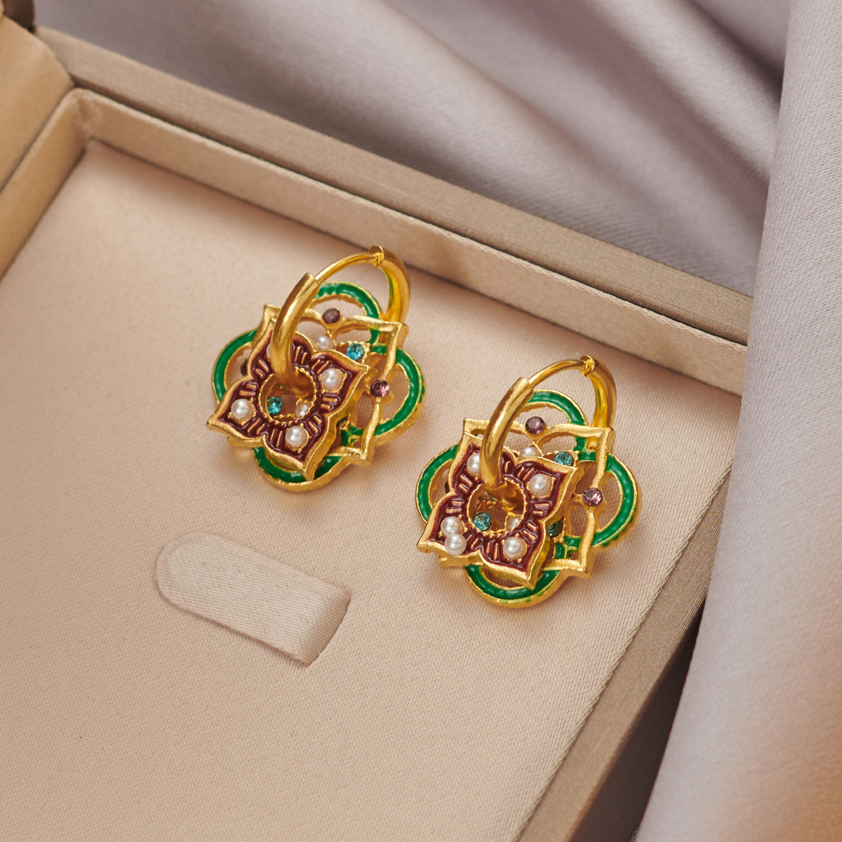 Ethnic Chinese Colorful Enamel - Ethnic Fashion Way 评论和价格