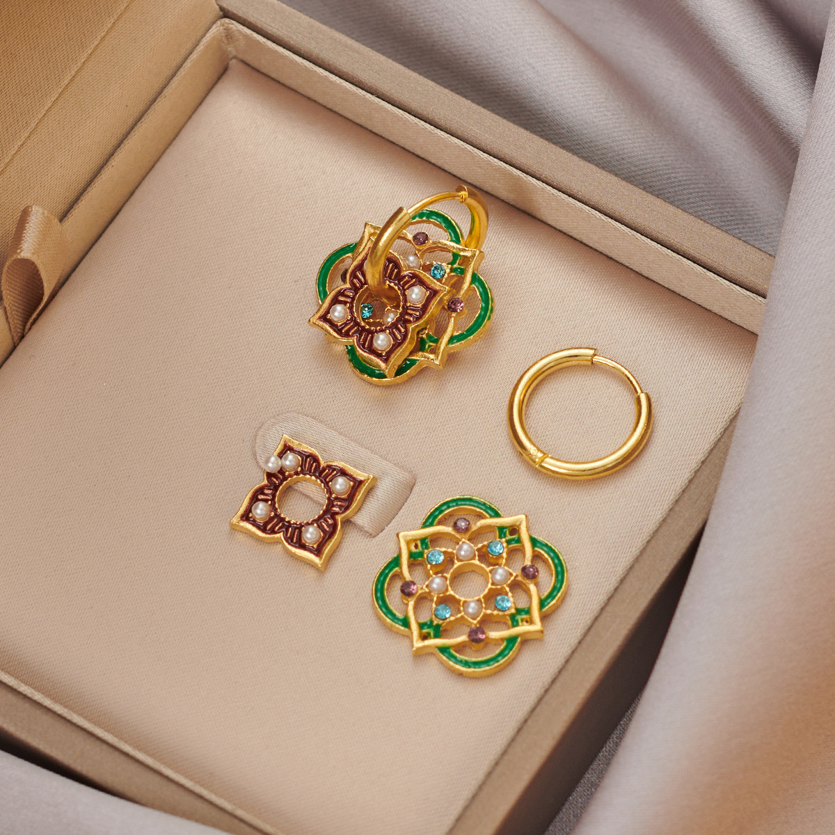 Ethnic Chinese Colorful Enamel - Ethnic Fashion Way 评论和价格