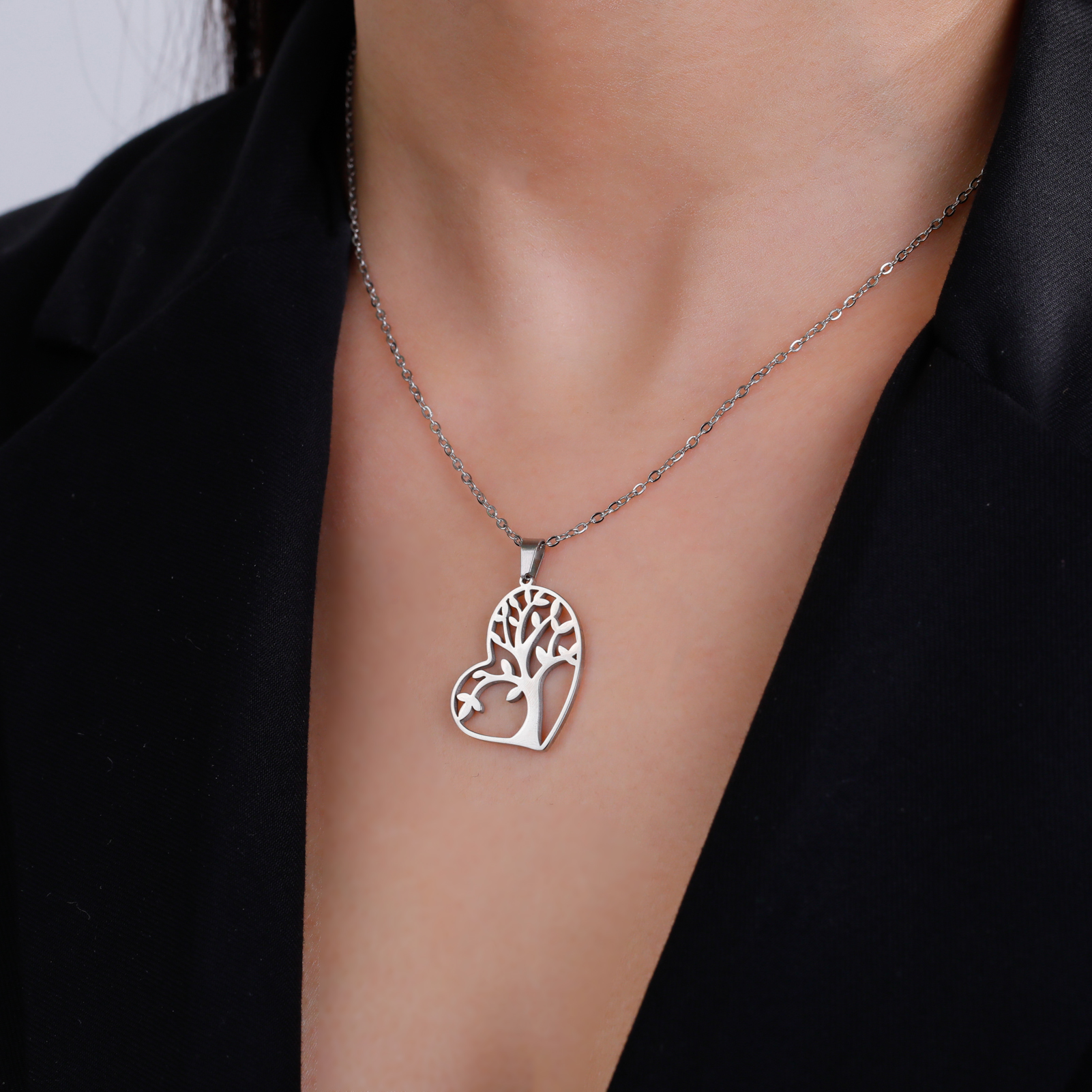 Unift Unique Tree of Life Hear - Ethnic Fashion World 评论和价格